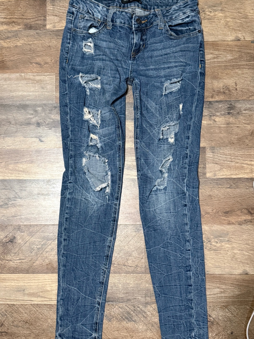 Twentyone Black Rue21 Distressed Low Rise Jegging Flex Jeans 7/8 R Inseam 27-28⁠